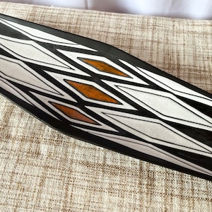 Marianne Starck Negro / Tribal plate, Extremely RARE LARGE display plate, Michael Andersen midcentury Danish ceramics