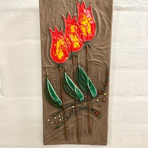 UpsalaE keby ceramic wall plate with Tulips, MINT condition plaque designed and signed by Ester Wallin, vintage Swedish design