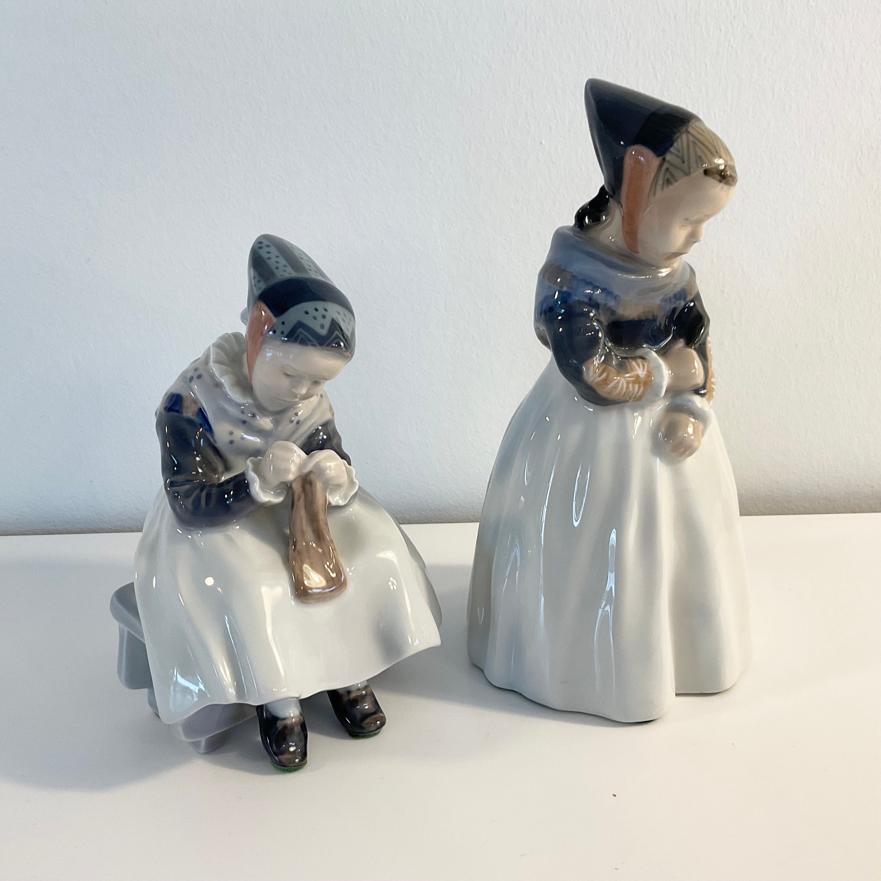 ロイヤル コペンハーゲン ヴィンテージ 服を繕う少女(「アマー島の鳩 ロイヤル コペンハーゲン ヴィンテージ 服を繕う少女(「アマー島の鳩