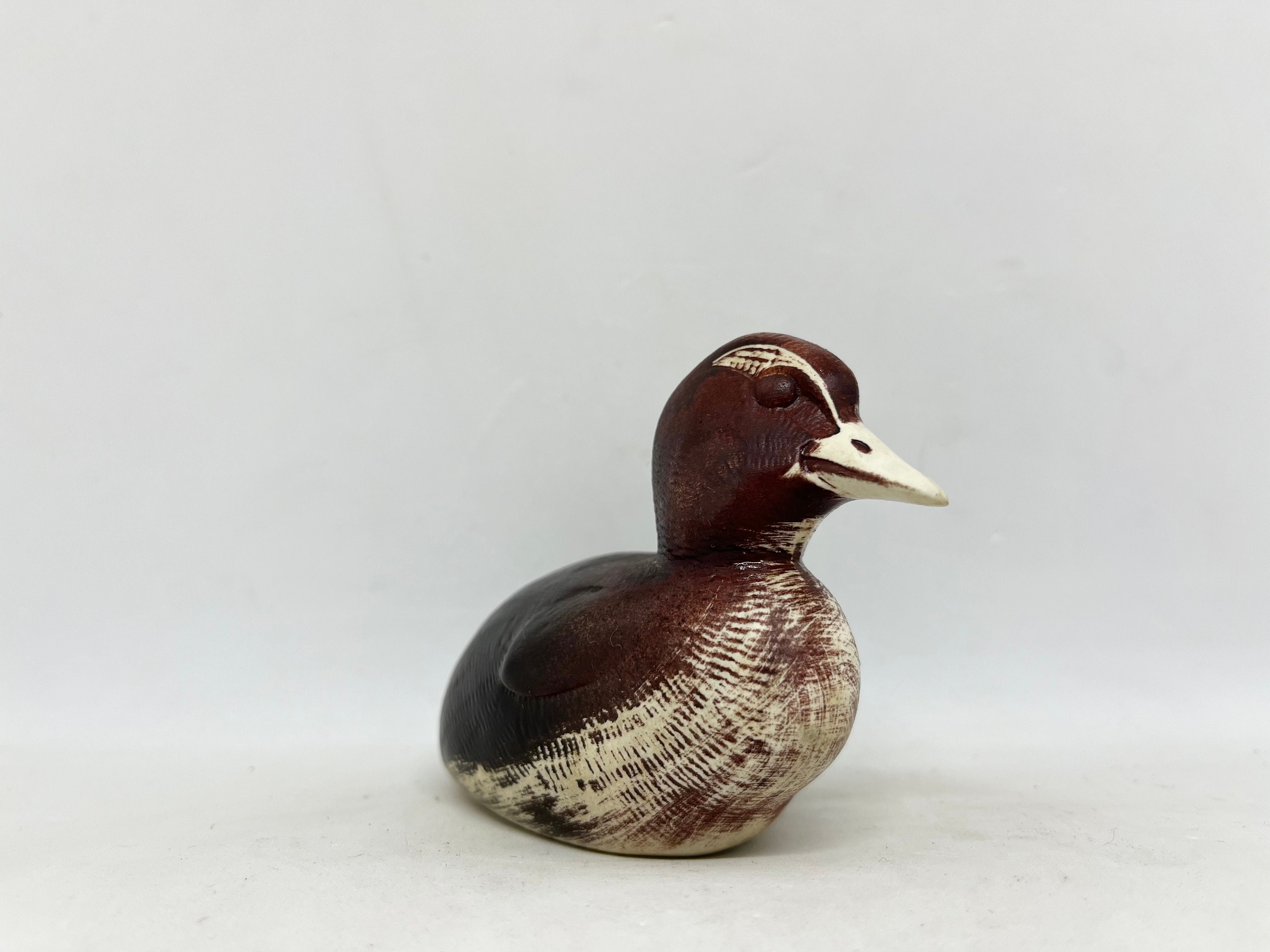 グスタフスベリの鳥、陶器のシーダック/アイダーベビー、ポール・ホフ