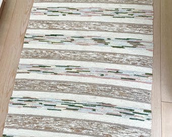 Swedish rug, vintage handmade rag Rug, 1970s  HANDMADE in Beige, Green and White colors, woven cotton floor rag rug 136 x 75 cm