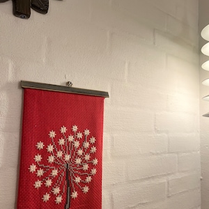 Danish cross stitch tapestry, large Cross stitch Bell pull, handmade with a beautiful flower motif, Danish vintage handcraft tradition