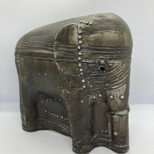 Rorstrand ceramic Elephant, Terra pottery series Elephant 21 cm MINT, RARE Bertil Vallien, swedish vintage design