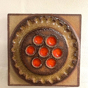 Soholm ceramic wall plate with fantasy flower 3574-7, Noomi Backhausen Danish design