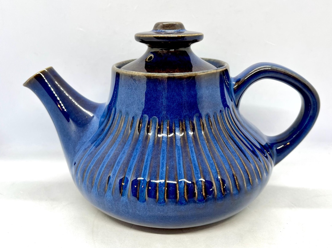 Gefle/ゲフレ●KOSMOS/コスモス●19cmプレート●オリーブ/グリーン ゲフレ○KOSMOS/コスモス○19cmプレート3枚 オリーブ/グリーン Gefle