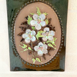 JIE Gantofta Sweden, MINT 23 x 17,5 cm ceramic plaque with beautiful flowers, Aimo Nietosvuori design, Swedish vintage design