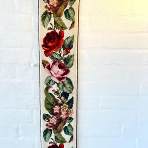 Danish cross stitch tapestry, large Cross stitch Bell pull, handmade with beautiful Roses, Danish handcraft tradition 1960s/1970s
