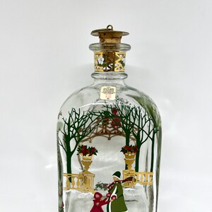 Holmegaard Christmas bottle, 1997 Akvavit bottle , designed by Michael Bang / Jette Frölich, Danish vintage design