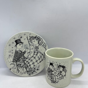 Bjorn Wiinblad mug and Sandwich board, Breakfast / afternoon Tea set &quot;December&quot;, both with Black decor, vintage Danish design