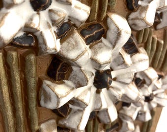 マリアンヌ・スタルクの陶板、新品同様の希少な大型陶器製壁掛け