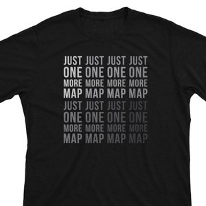 One More Map - Path of Exile inspiriertes Gamer Geschenk PoE Unisex T-Shirt oder Hoodie