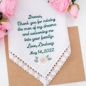Mother of the groom handkerchief-Mother in law Gift, Wedding handkerchief, embroidered hankerchief Groom-Keepsake for Mother of groom hankie