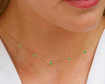 Gold Emerald Birthstone Choker Necklace, Emerald May Birthstone Choker, Tiny Hanging Birthstone Necklace, Emerald Birthstone Choker Gift