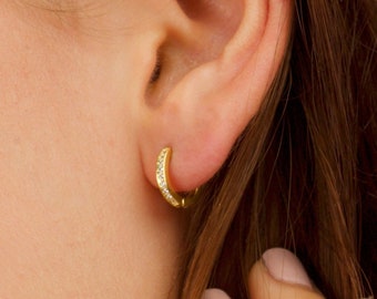 Tiny hoops, Hoop earrings, Huggie hoops earrings, Dainty hoops, Huggie hoops, Thin hoops, Minimalist earrings, Minimal jewelry