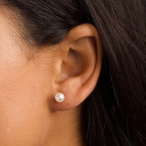 Bridesmaids Pearl Studs, Pearl Studs, 14k Gold Filled Pearl Earrings, Bridesmaids Earrings, Wedding Pearl Earrings, Bridesmaids Pearl Studs