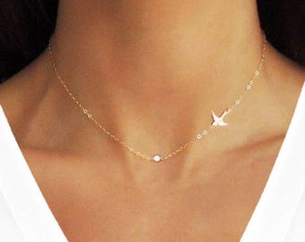 Dove Necklace, Delicate Necklace, Gift Necklace, Tiny Bird Necklace, Dainty Necklace, Bird Charm Necklace, Dainty Jewelry, Tiny Necklace