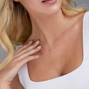 Collar de piña, Collar de niña, Collar de poder de niña, Collar de piña de oro, Collar de piña de plata, Collar de piña delicado imagen 3