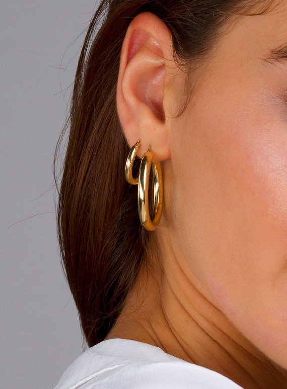 thumbnail image 2 of 14K Gold Hoop Earrings Huggie Hoop Earrings Cartilage Hoop Earrings 2 of 10