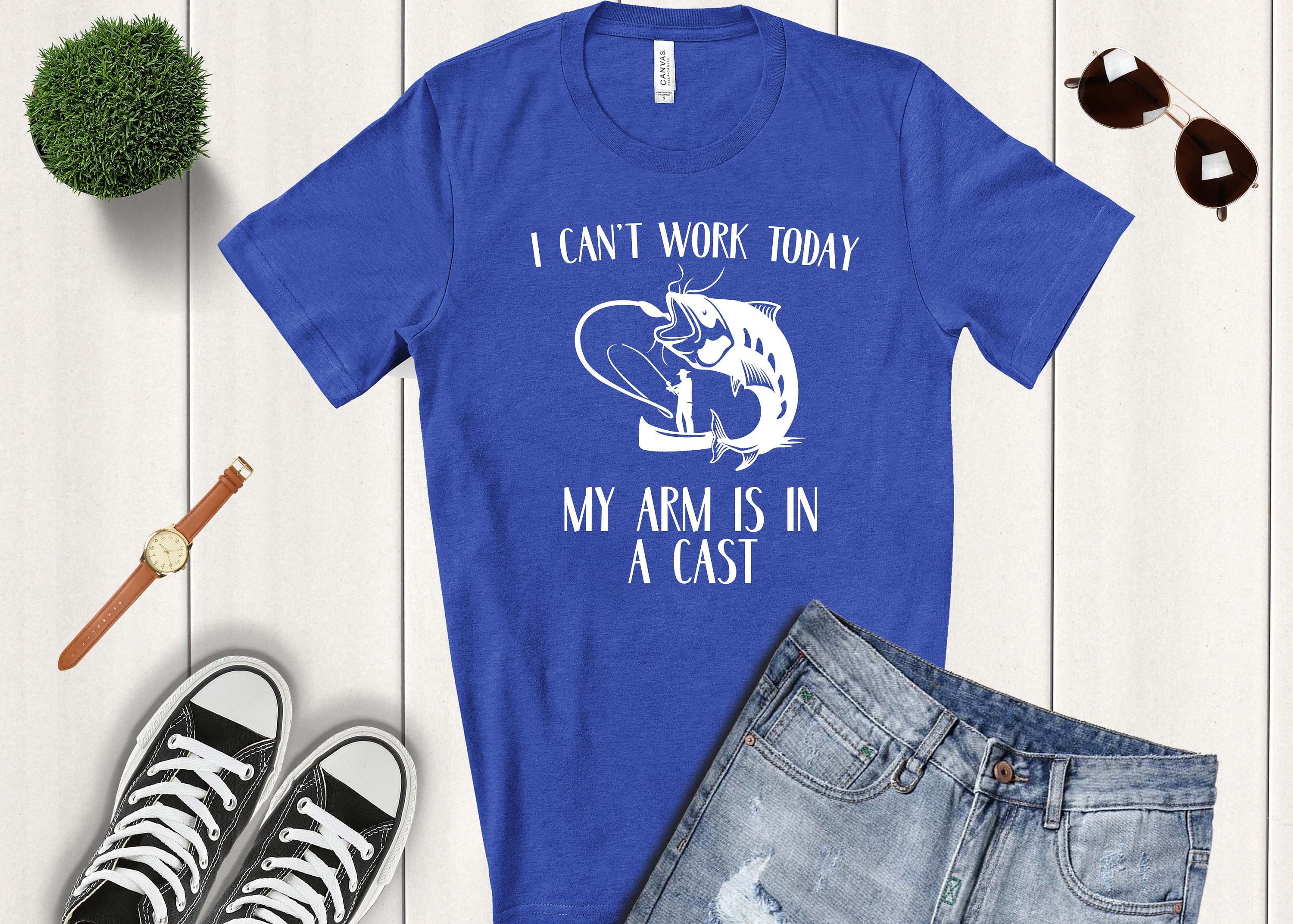 WTF Where's The Fish Men's Funny Fishing T-Shirt : : Clothing,  Shoes & Accessories