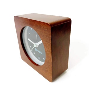 Quiet Analog Alarm Clock, Alarm Clock Silent Wooden, Night light, Gentle sound, No Ticking Noises, Minimalist, Snooze Function image 5