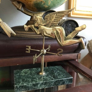 Banderuola da tavolo in ottone con angelo