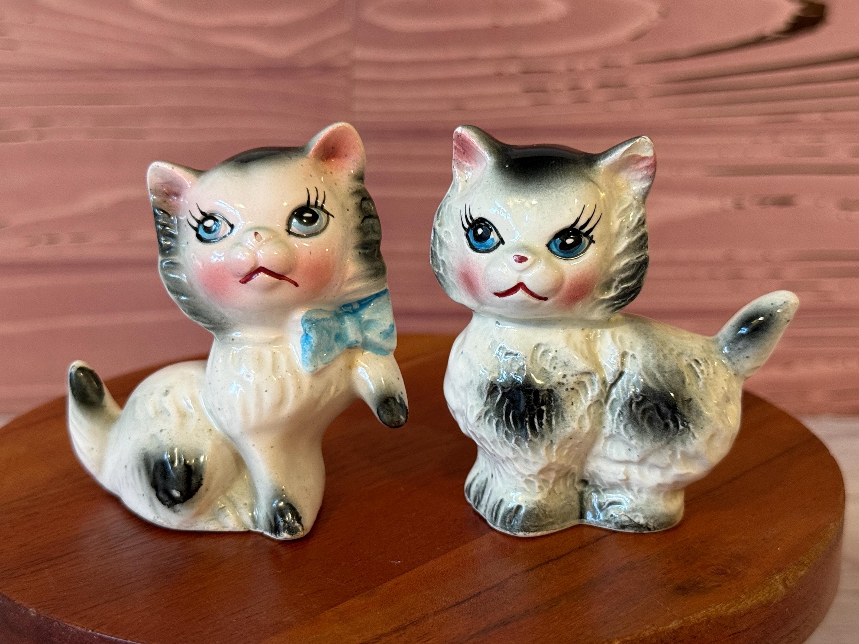 Big Eye Cat Figurine - Etsy