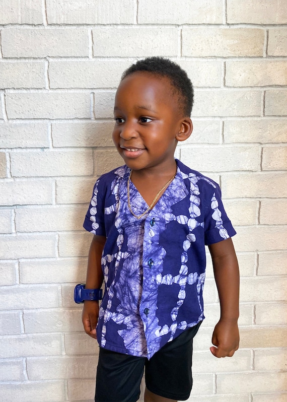 Chemise pour enfant sale