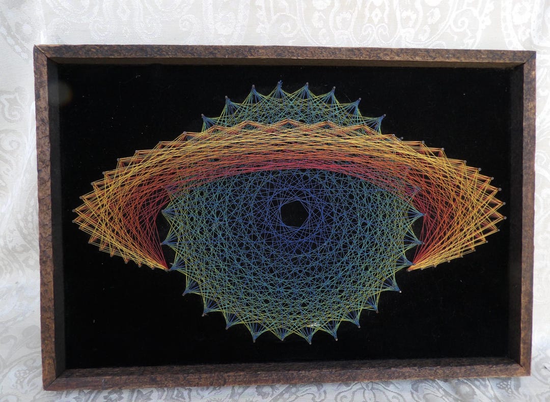 Vintage 1970 String Art Wall - Etsy