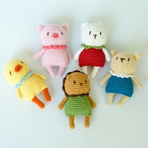 crochet Cat Toy kitty Toy Organic Catnip Silvervine Catnip Kicker cat kicker pet toy  handmade with yarn