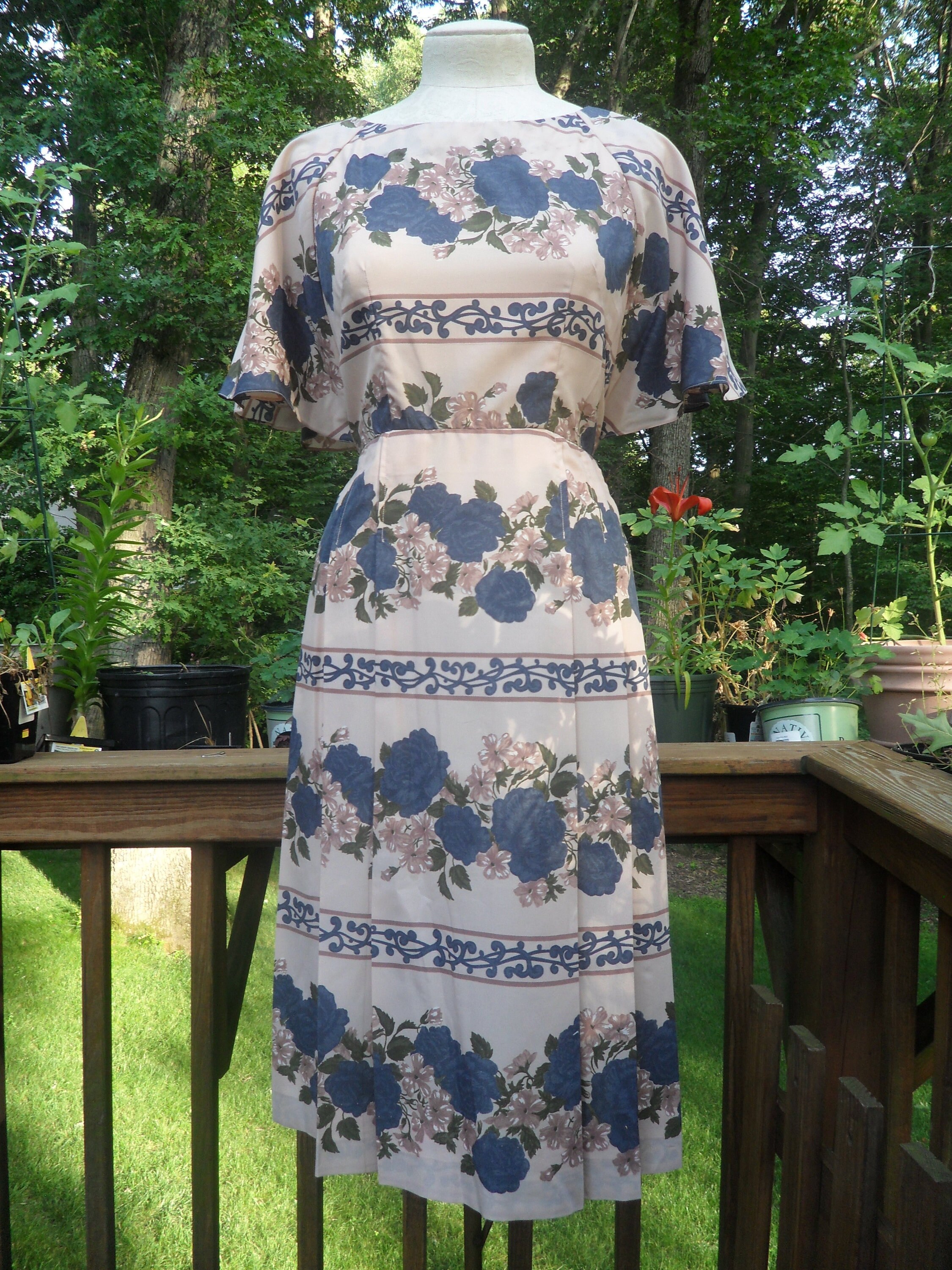 pale blue floral print batwing dress