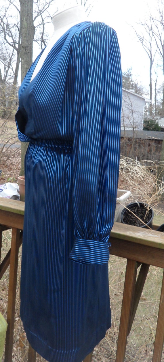 1980s Navy + Black Stripe Party Dress l Vintage D… - image 4