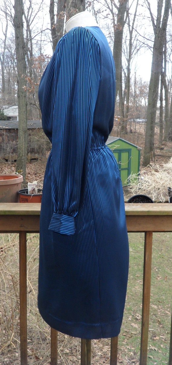 1980s Navy + Black Stripe Party Dress l Vintage D… - image 5