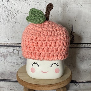 Marshmallow peach mug hat ( marshmallow cup not included)