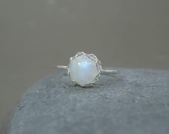 Moonstone ring sterling silver ~ Handmade moonstone ring ~ Moonstone jewelry gift for her ~ Moonstone rings ~ Moonstone rings for women ~