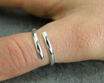 Silver ring ~ Thumb ring ~ Thick silver rings ~ Sterling silver rings ~ Open ring ~ Open design silver ring ~ Silver band ~ Sterling silver