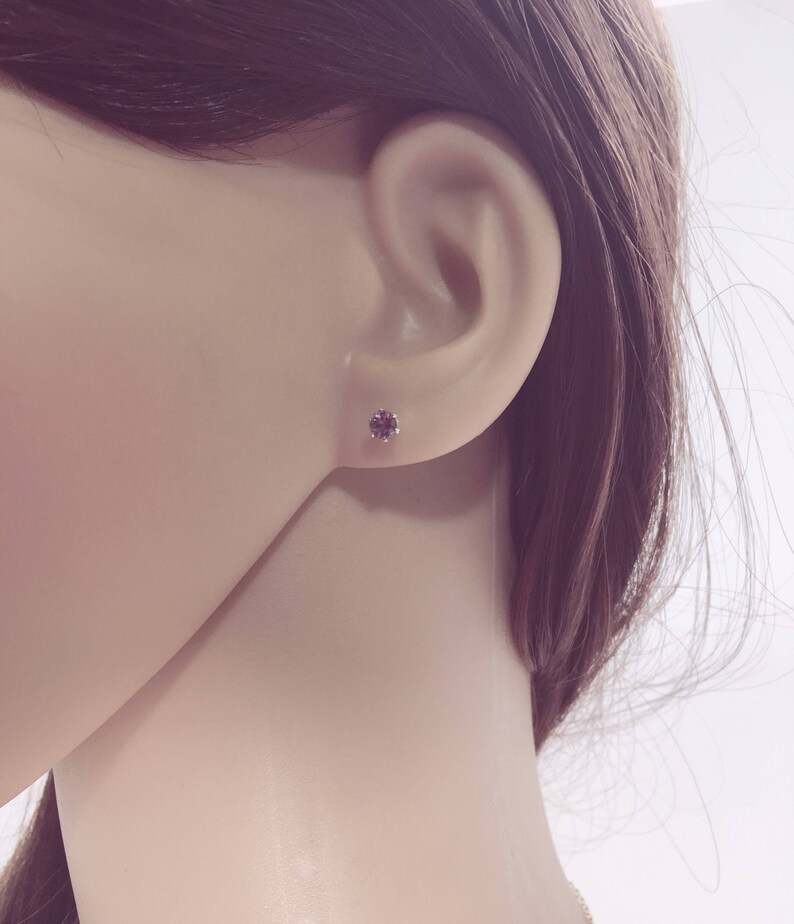 Garnet earrings for women ~ Gift for January birthday ~ Birthstone earrings January ~ Tiny gemstone stud earrings ~ Garnet studs