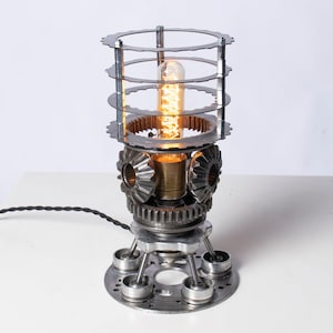 Steampunk Lampe Industriedesign vintage Beleuchtung