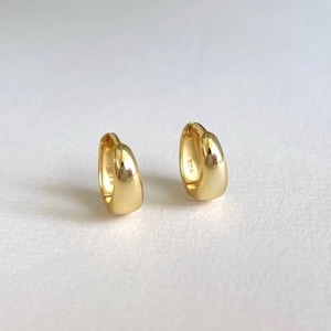 Chunky huggie gold - 925 sterling silver chunky hoops - Tiny thick hoop earrings - Chunky huggie earrings - Small gold huggie hoop earrings