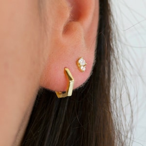 Hexagon hoops - Geometric huggie earrings in sterling silver - Pentagon huggie hoop earrings - Gold huggie earrings - Small hoop earrings