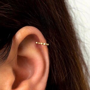 No piercing ear cuff - Cartilage gold ear cuff - Helix ear cuff - Serrated ear cuff gold - Sterling silver ear cuff - Dainty ear cuff gold