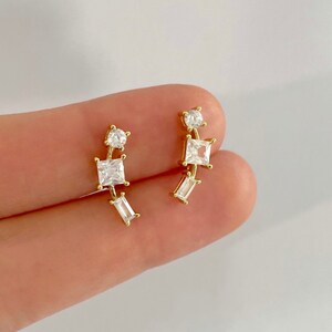 Ohrstecker für Knorpelpiercings aus Gold – Knorpelstecker – Helix-Stecker aus 925er Sterlingsilber – Minimalistische Ohrringe – Zarte Goldohrringe