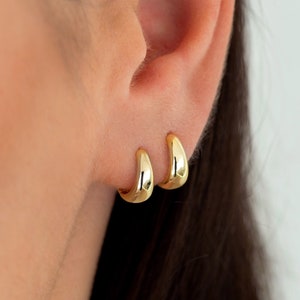 Chunky huggie gold - 925 sterling silver chunky hoops - Tiny thick hoop earrings - Chunky huggie earrings - Small gold huggie hoop earrings