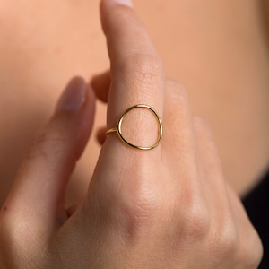 Karma ring - Cirkelring - Öppen cirkelring - Sterlingsilver - Guldcirkelring - Minimalistisk ring - Evighetsring - Infinityring - Minimal
