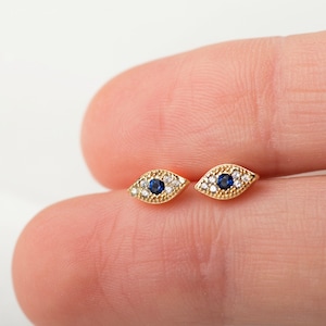 Tiny evil eye stud earrings - Evil eye studs - Tiny gold studs - Gold earrings - Tiny gold earrings - Gold eye earrings -Dainty eye earrings