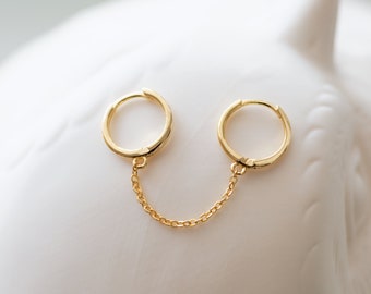 Double hoop earring with chain - Gold chain hoops -  Chain hoop earrings - Huggie earrings - Double piercing earring - 925 Sterling Silver