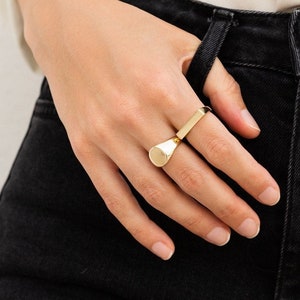 Gold Signet Ring - Signet Ring - Gold signet - Sterling Silver - Pinky ring - Minimalist gold ring-Pinky signet ring - Oval signet gold ring