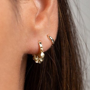 Tiny coin hoops - Huggie earrings - Tiny hoop earrings - Gold huggie earrings - Huggie hoop earrings - Mini hoop earrings - Dainty earrings