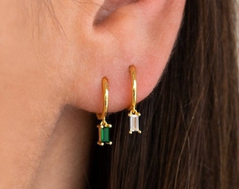 Emerald huggie hoop earrings - Emerald hoop earrings - Small hoop earrings - Sterling silver hoops - Ear huggies - Gold huggie earrings