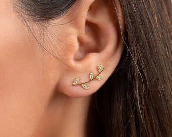 Dainty vine ear climbers - Leaves ear climber - Ear crawler - Leaf ear climber - Ear cuff - Gold ear cuff - Minimalist gold ear climber