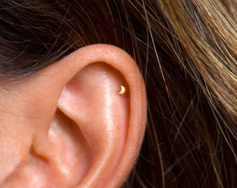 2mm klitzekleine Mond Ohrstecker - zierliche Stern Ohrstecker - kleine Halbmond Ohrringe - Gold kleine Stern Ohrstecker - Sterling Silber kleine Ohrringe